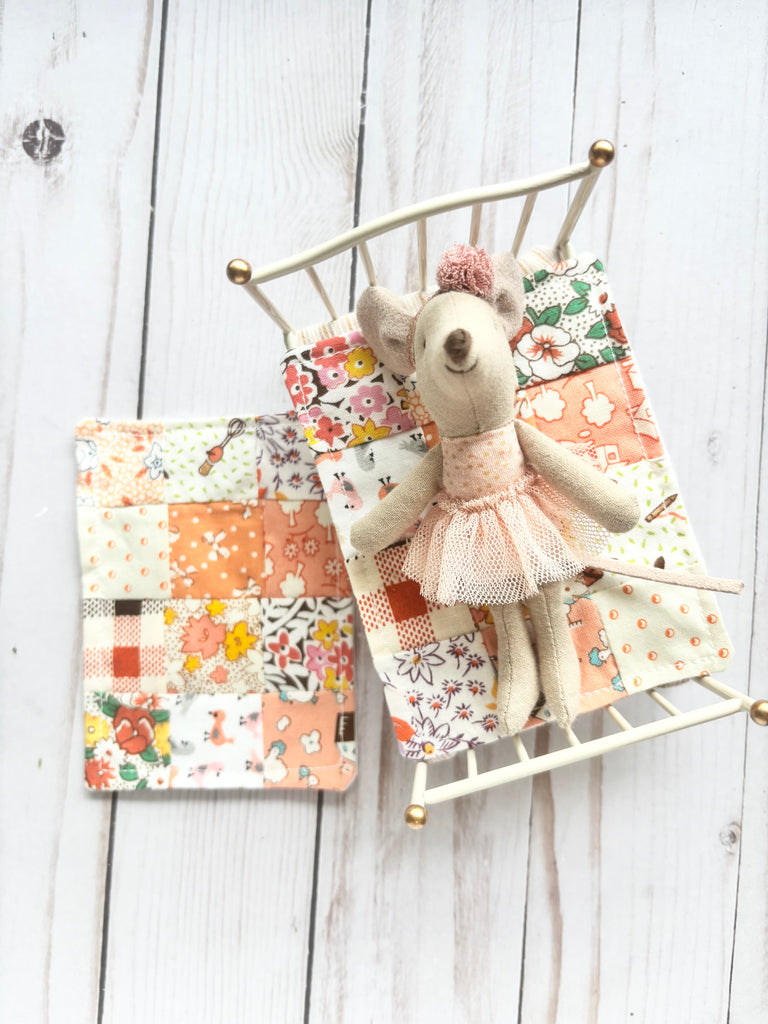 1930s Dollhouse Small Orange Quilt, 1:12 scale, maileg mice furniture, modern dollhouse, dollhouse bedding