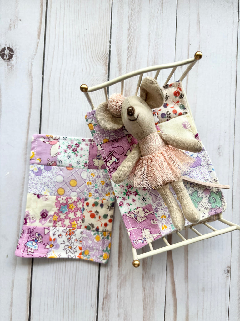 1930s Dollhouse Small Purple Quilt, 1:12 scale, maileg mice furniture, modern dollhouse, dollhouse bedding